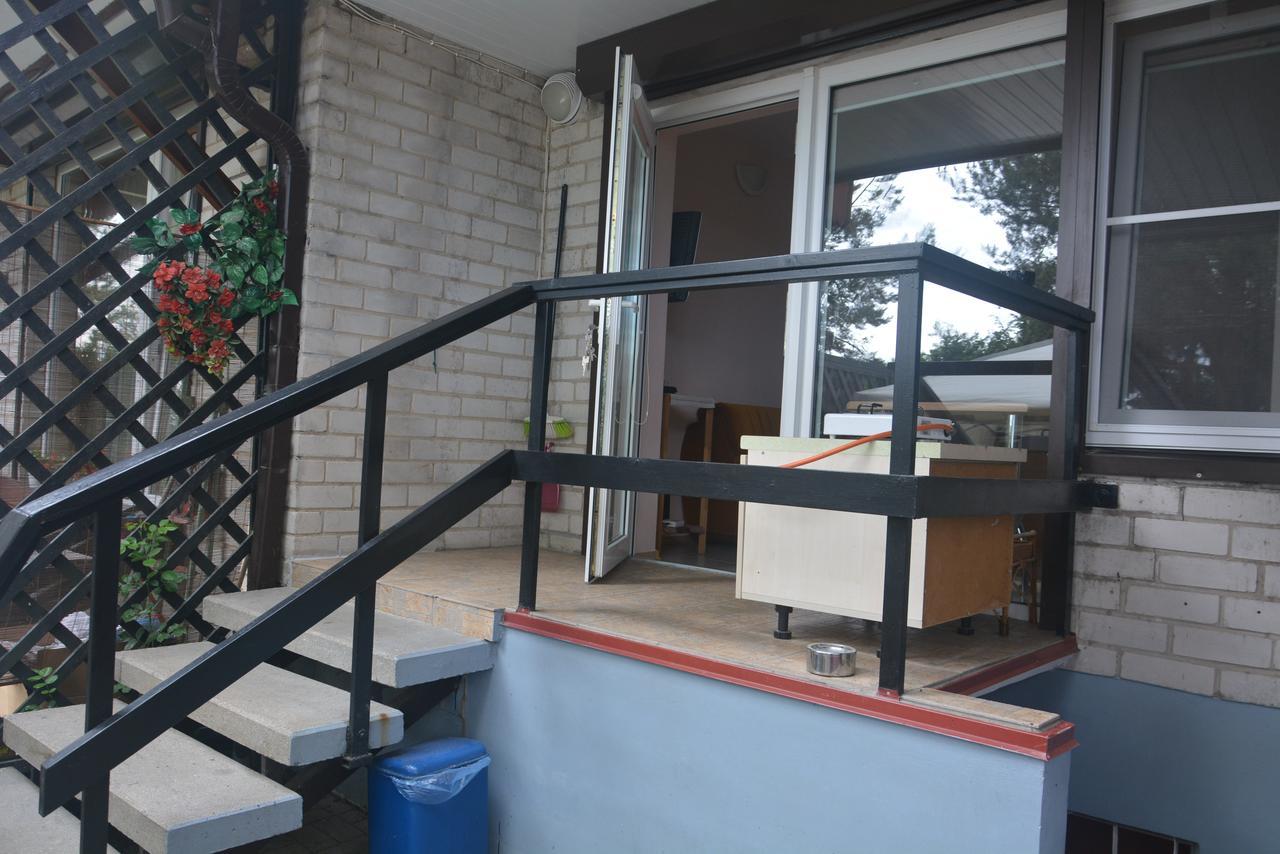 Guesthouse "Nakvyne Pas Zveja" Purvynes Street Nida Zewnętrze zdjęcie